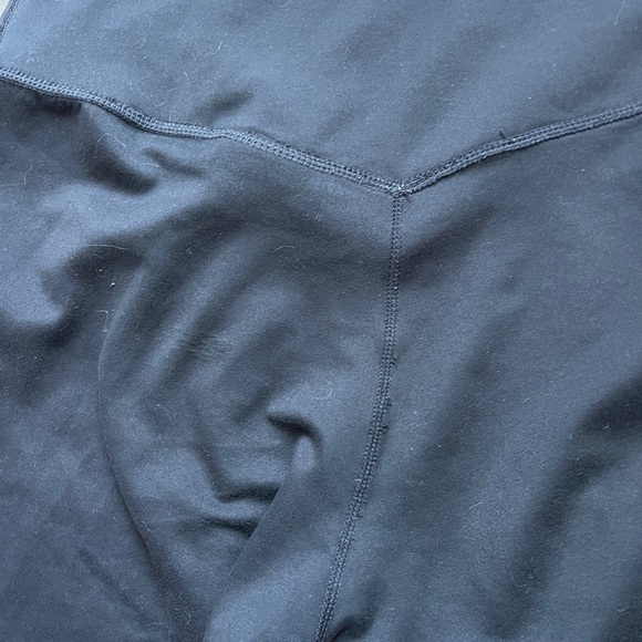Nike Women’s Cropped Leggings Size Small - Picture 5 of 5